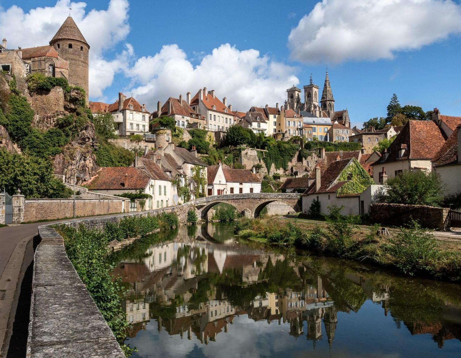 Au 10 Le Long Du Canal Fain-Les-Montbard Exterior foto